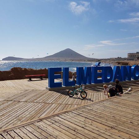 Alquilaencanarias El Medano Mirazul Plaza Roja Eksteriør billede