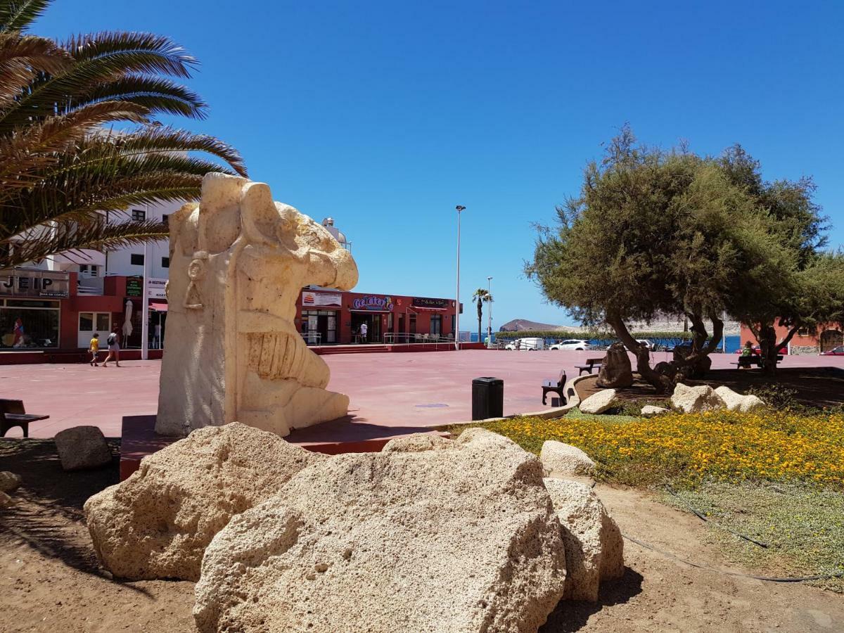 Alquilaencanarias El Medano Mirazul Plaza Roja Eksteriør billede